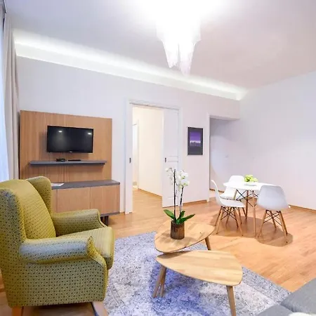 City Centre Chic Apartment Ljubljana 2/4 Exterior photo