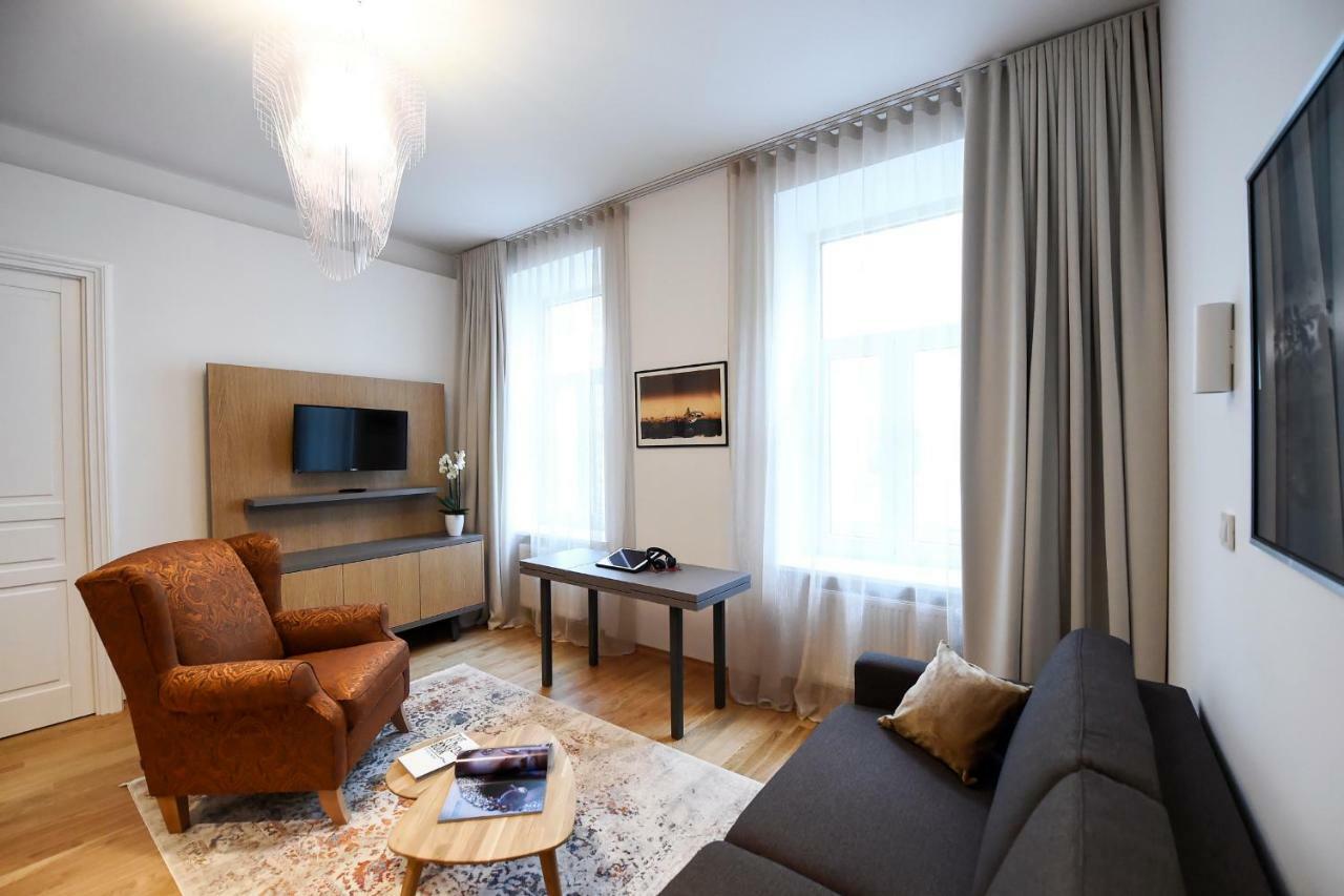 Appartement Centre Chic 2/4 *